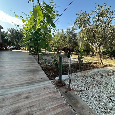 Kantina & Ferma Dukat Hotel *