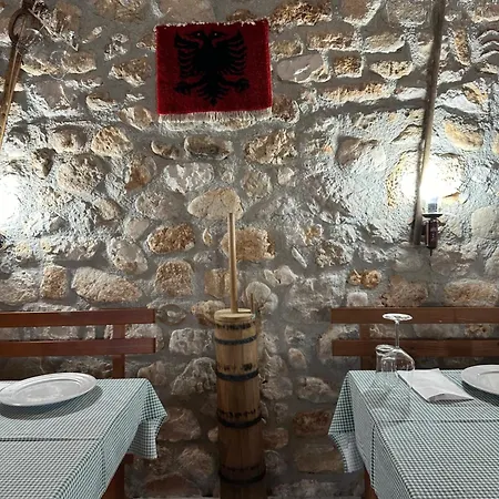 Kantina & Ferma Dukat Hotell *