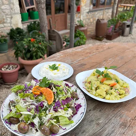 Hotel Kantina & Ferma Dukat