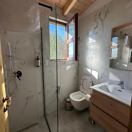 Kantina & Ferma Dukat Hotel Orikum