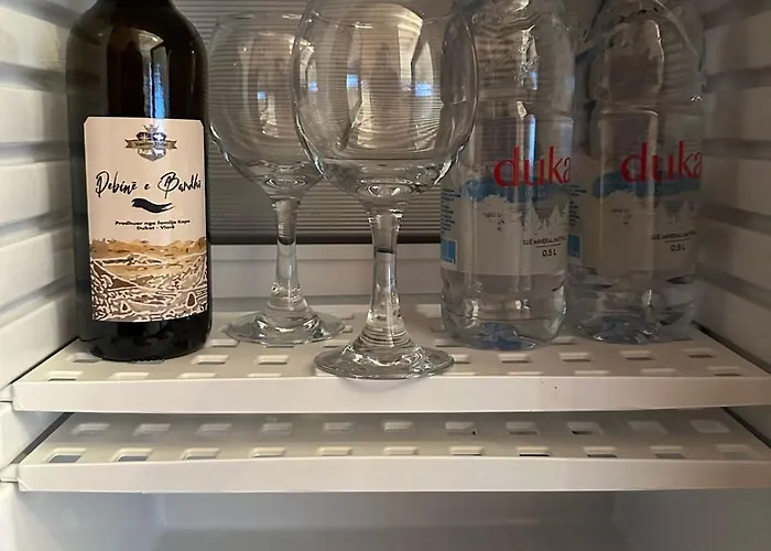 מלון Kantina & Ferma Dukat *